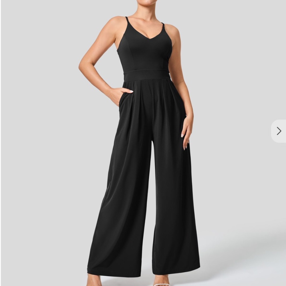 NWT: Halara Backless Wide Leg Quick Dry Resort Slip (Black - XL)